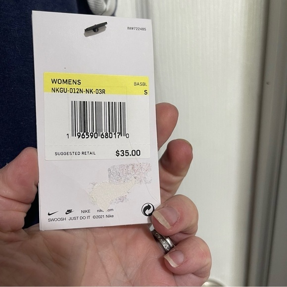 Nike, MLB, Yankees women's razer back tank top size small​​​​​​ - Picture 4 of 8